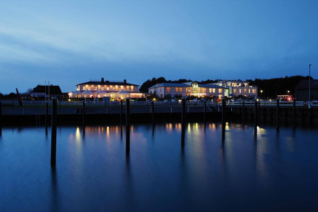 Hotel Faehrhaus Munkmarsch Bagian luar foto